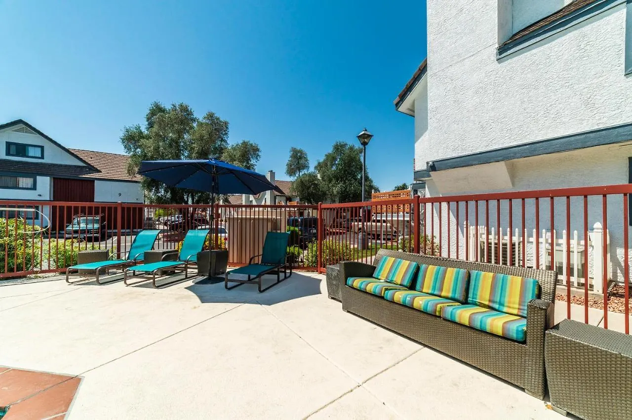 Metro Phx Studio Queen Sleeps 4 Heated Pool Phoenix 0*,  USA